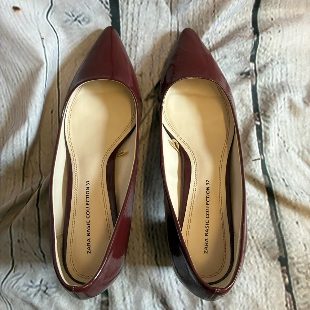 Zara Basic Collection Women’s Deep Berry Wine Patent Pointed Toe‎ Pump Heel 6.5 - Picture 3 of 8